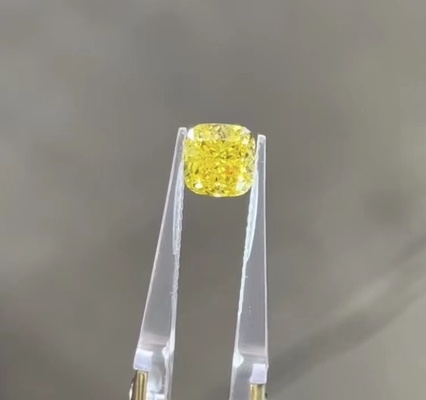 เพชรร่วงเบาะ HPHT Lab Grown Yellow Diamond เพชรสังเคราะห์ที่ผ่านการรับรอง