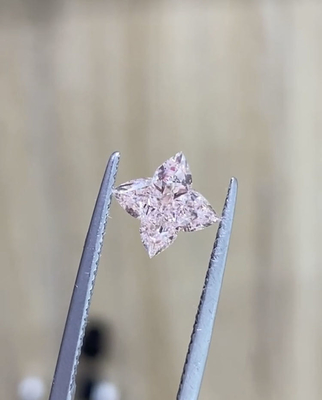 Man Made Lab Engineered Diamonds Four Leaf Clover เพชรสีชมพูเข้มข้นแฟนซี