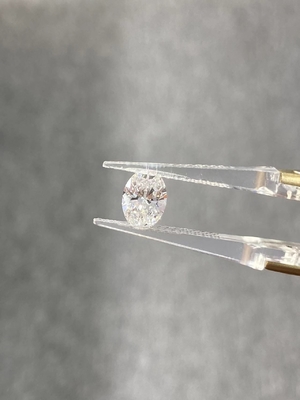โรคหัวใจในห้องปฏิบัติการ Diamond Oval Brilliant Shape 3.6ct E VS IGI รับรอง