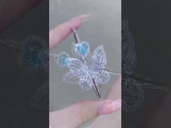 สร้อยข้อมือเพชร เพชรปลูก ผลิตภัณฑ์ผีบัว สีหรู เพชรประดับเพชร สร้อยหู