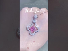 หนังสือนาย 4 ใบ ลีลีตัดแล็บ สร้างเพชรสี แต่งงาน เครื่องประดับ เพชรแขวนคอ